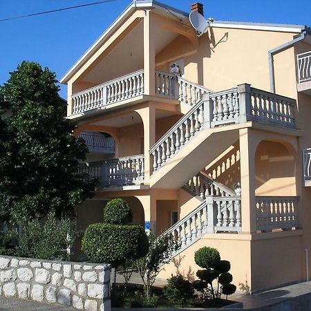 Apartment Sara Novi Vinodolski Exterior photo